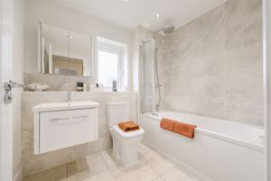 Family Bathroom- click for photo gallery